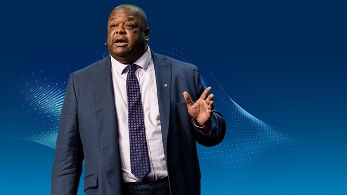 Daryl Plummer speaking at conference