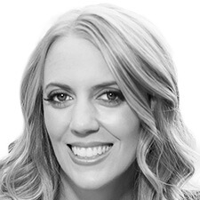 Elizabeth Beard Headshot