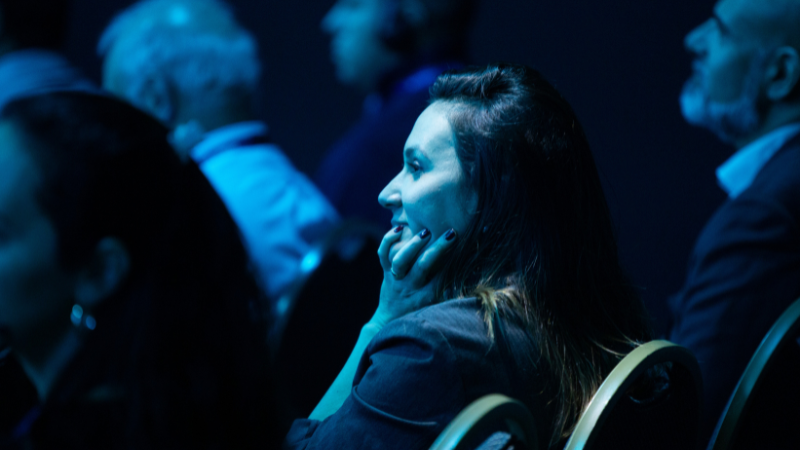 Participante em uma sessão na Conferência Gartner CIO & IT Executive, em São Paulo.