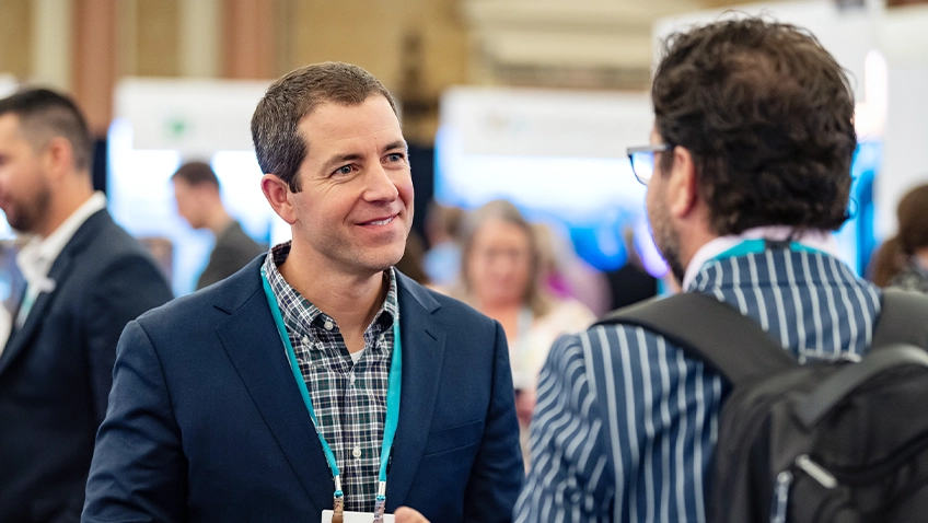 Networking between digital workplace peers at Gartner Digital Workplace Summit in London, U.K. 