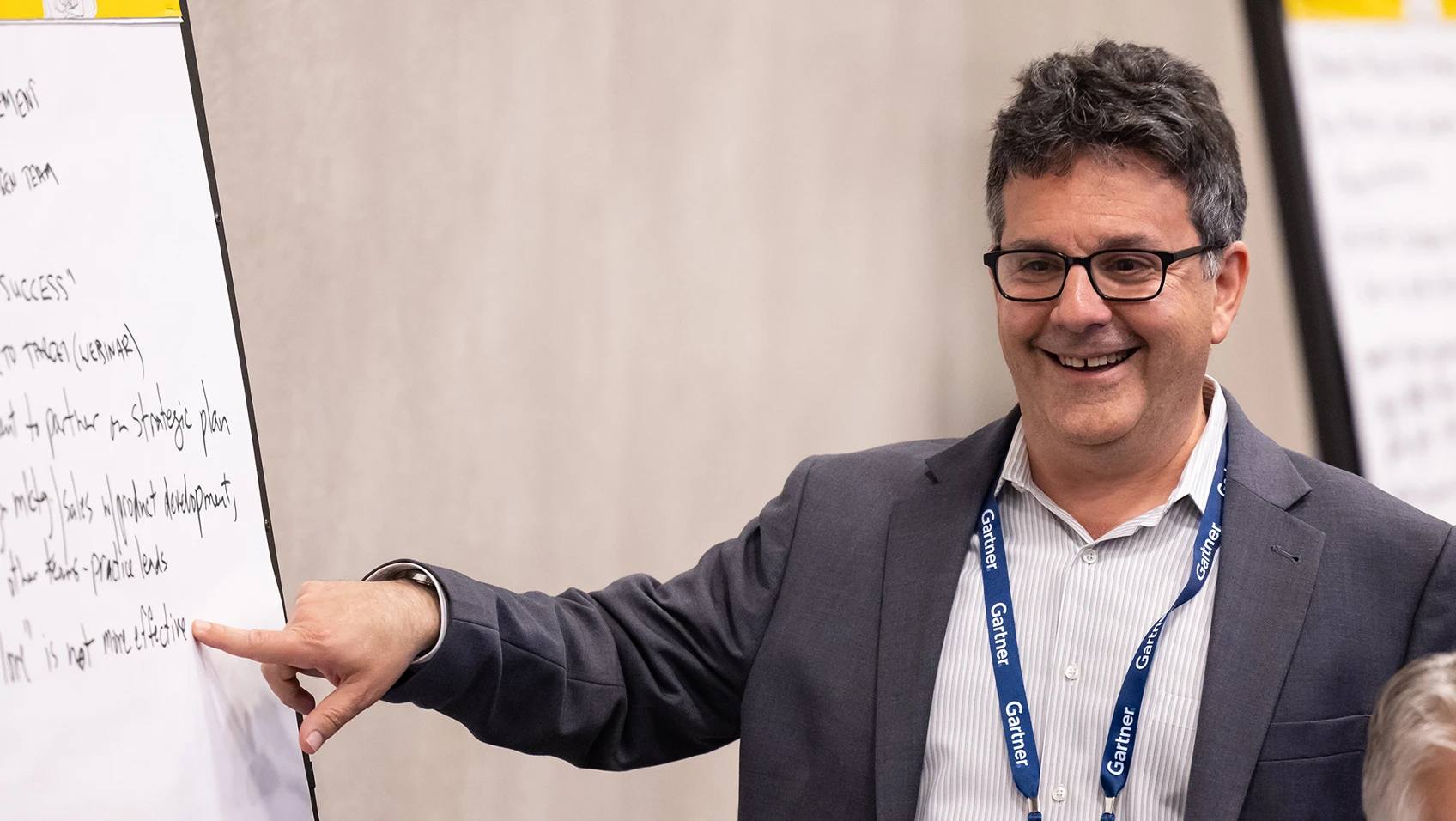 Expert presenting in a session