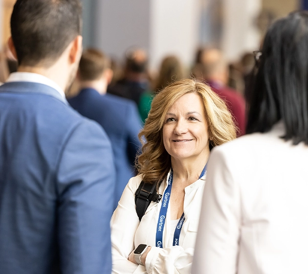 Attendees meeting Gartner Experts at Gartner CIO Leadership Forum in Sydney
