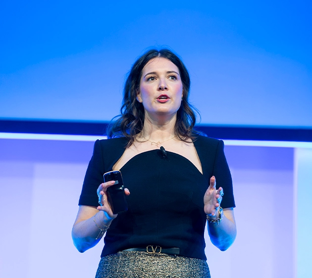 Experts presenting a session at Gartner CIO & IT Executive Conference  in São Paulo.