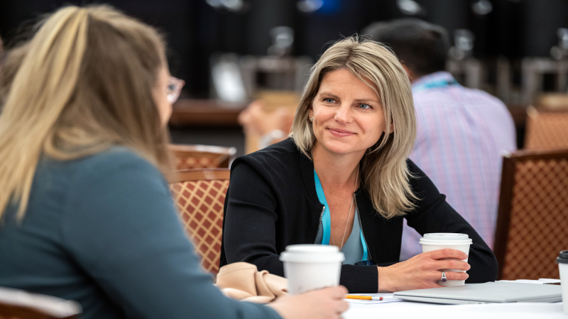Networking na Conferência Gartner Segurança & Gestão de Risco em São Paulo.