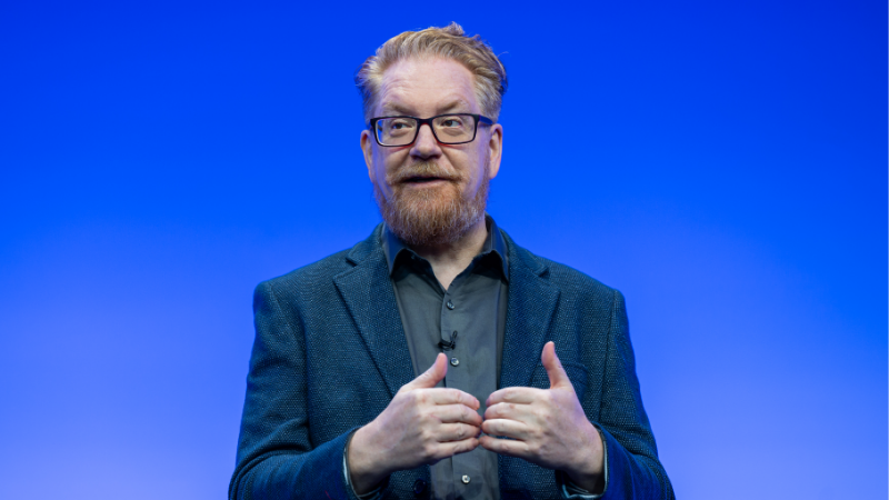 Speaker presenting at Gartner Applications Innovation & Business Solutions Summit