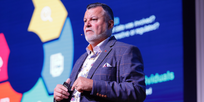 Speaker apresentando na Conferência Gartner Segurança & Gestão de Risco.