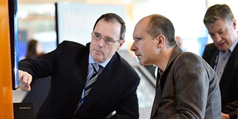 Attendee meeting with a Gartner Expert at CIO Leadership Forum in Sydney