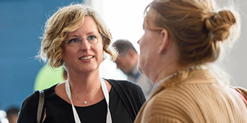 CFOs and finance executives networking at Gartner Finance Symposium/Xpo for meaningful connections