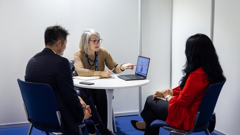 Attendees engaging at Gartner Finance Symposium/Xpo, accessing exclusive blockbuster research for competitive advantage.