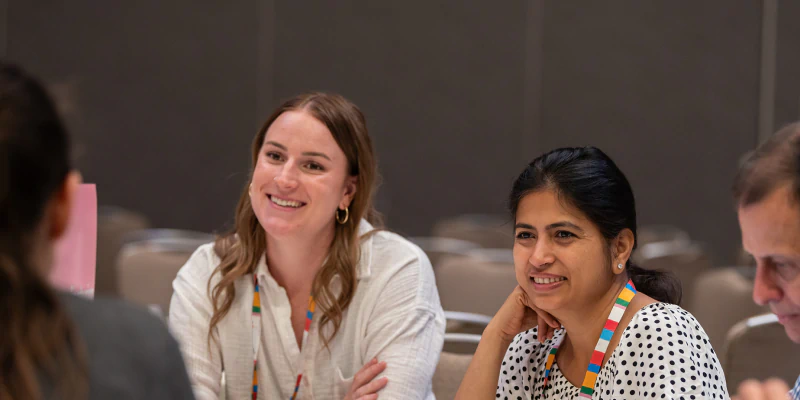 Learn from and network with fellow Digital Workplace leaders