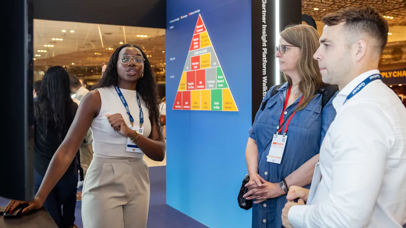 Attendees networking on the solution XPO floor